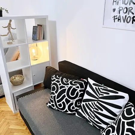 Fully Equipped - Cozy & Convenient * Belgrade
