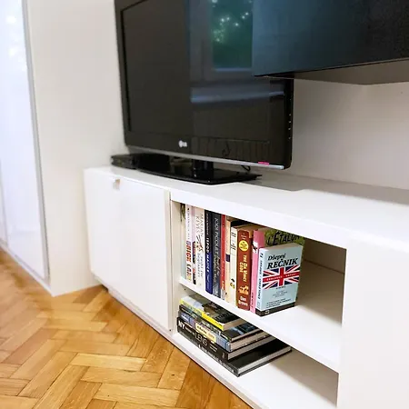 아파트 Fully Equipped - Cozy & Convenient